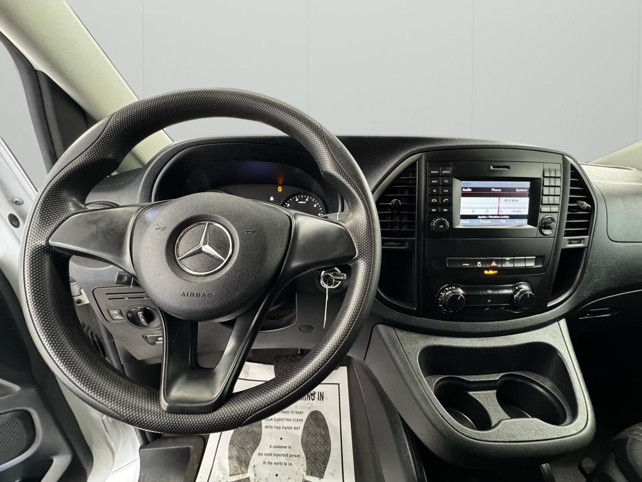 Mercedes-Benz Metris Cargo Van Standard Roof 135" Wheelbase 2020