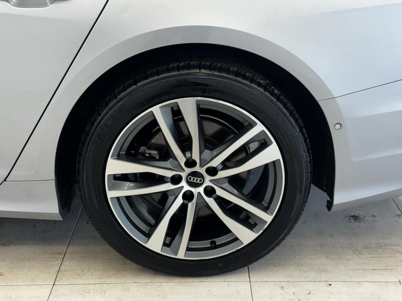 Audi A6 Premium 55 TFSI quattro 2021