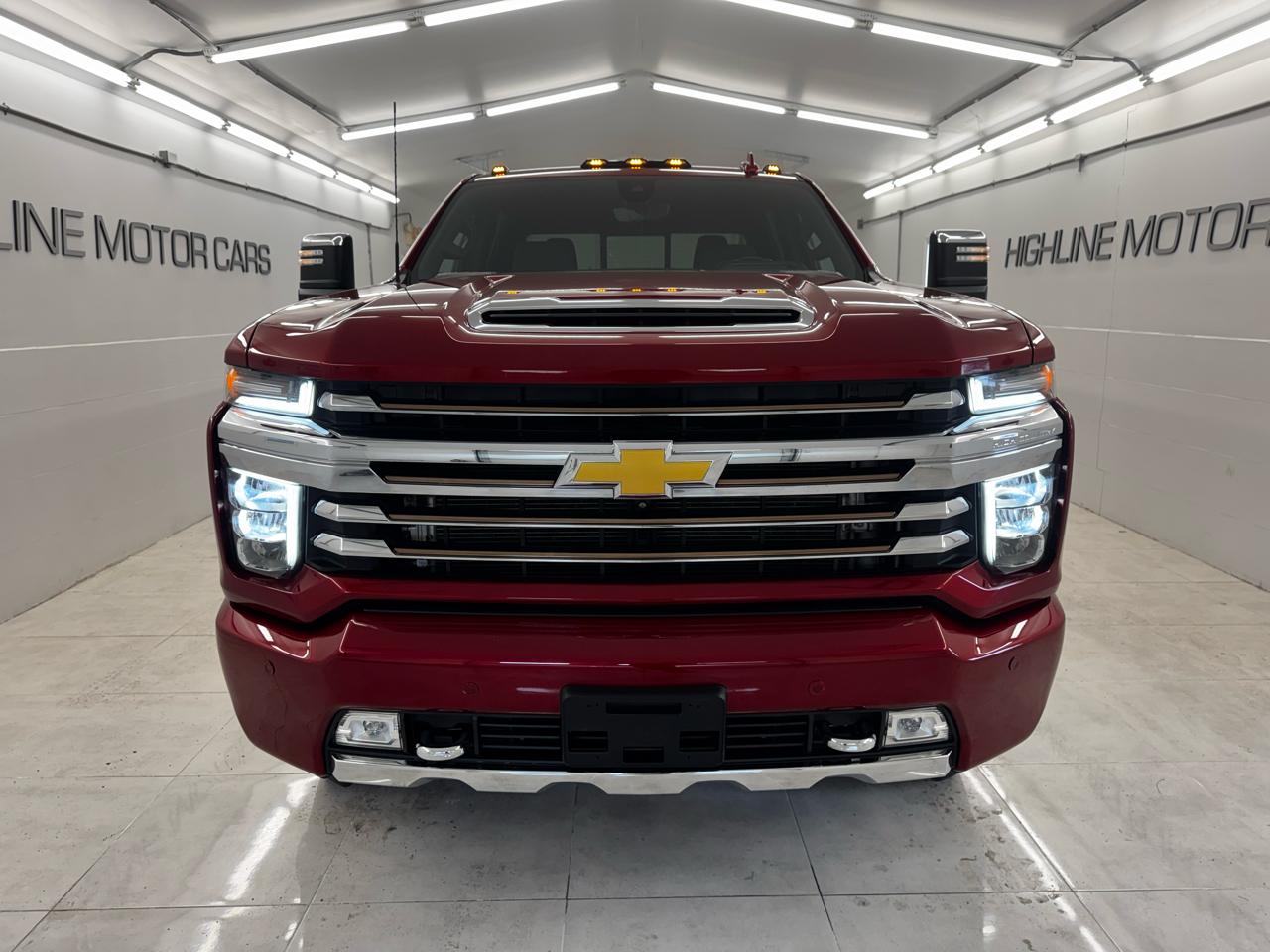 Chevrolet Silverado 3500HD 4WD Crew Cab 172" High Country 2022