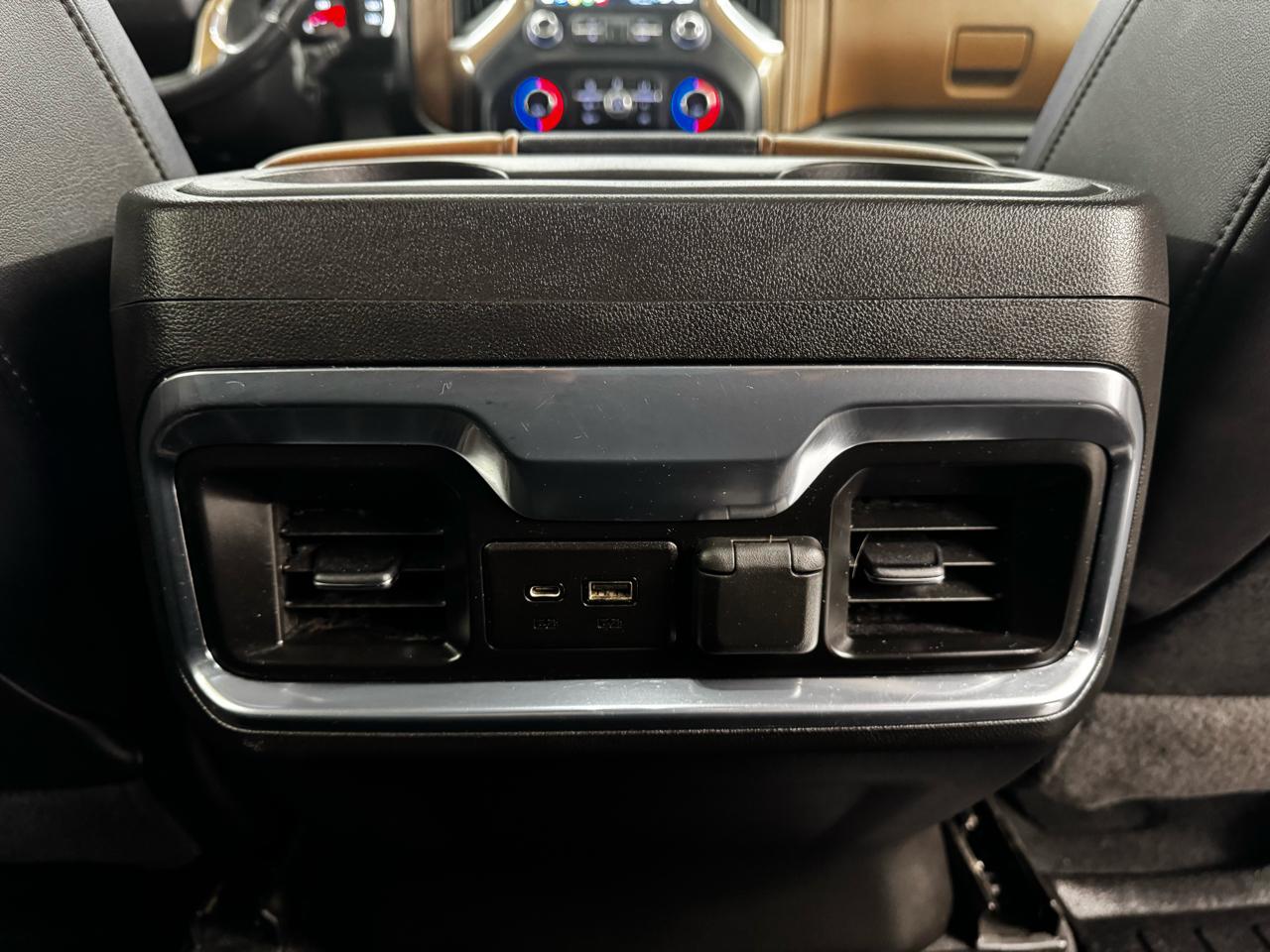 Chevrolet Silverado 3500HD 4WD Crew Cab 172" High Country 2022