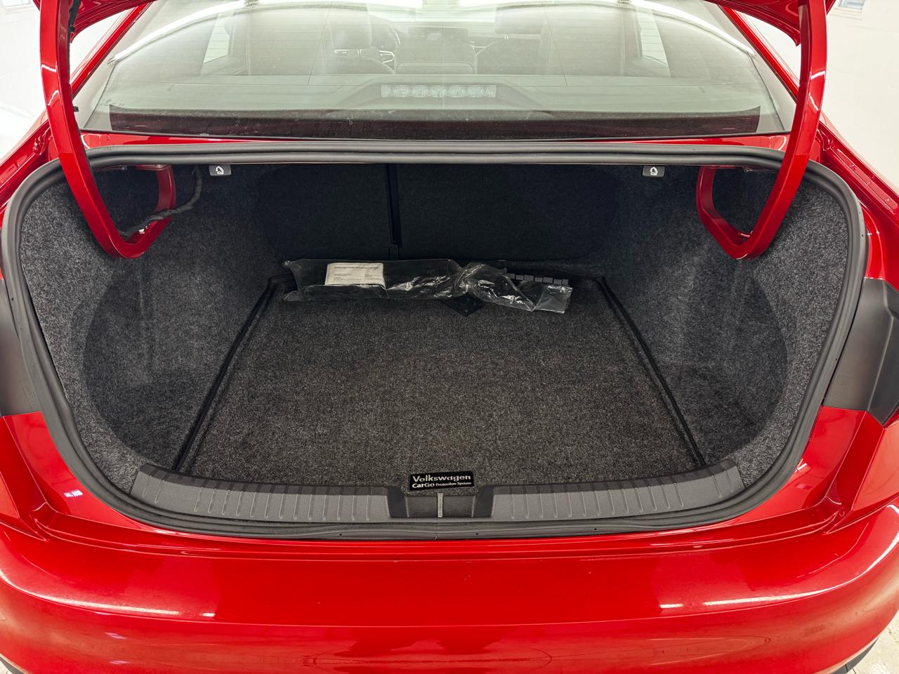 Volkswagen Jetta GLI Autobahn Manual 2025