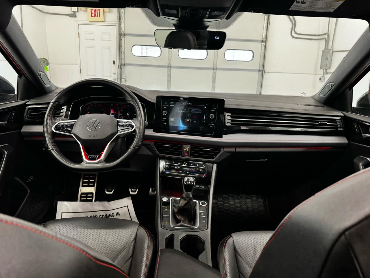 Volkswagen Jetta GLI Autobahn Manual 2025