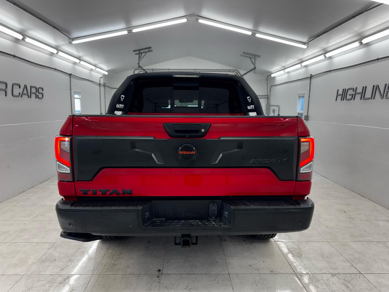 Nissan Titan 4x4 Crew Cab PRO-4X 2021