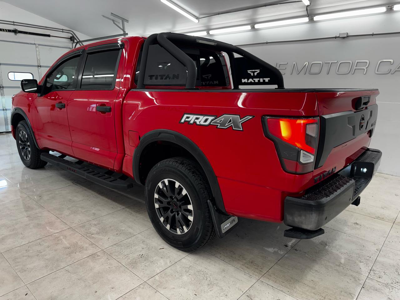 Nissan Titan 4x4 Crew Cab PRO-4X 2021