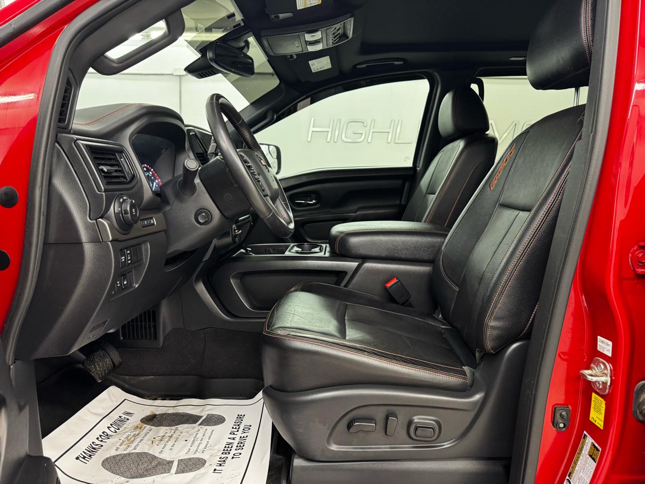 Nissan Titan 4x4 Crew Cab PRO-4X 2021