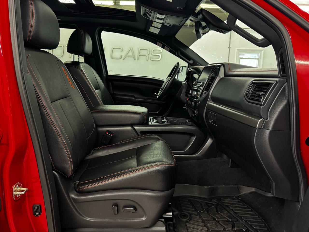 Nissan Titan 4x4 Crew Cab PRO-4X 2021