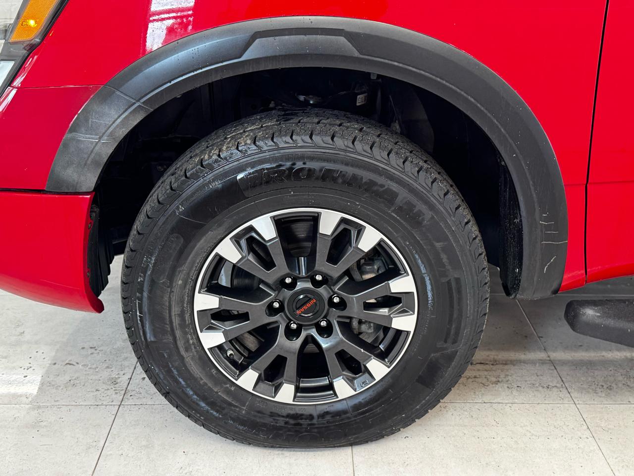 Nissan Titan 4x4 Crew Cab PRO-4X 2021