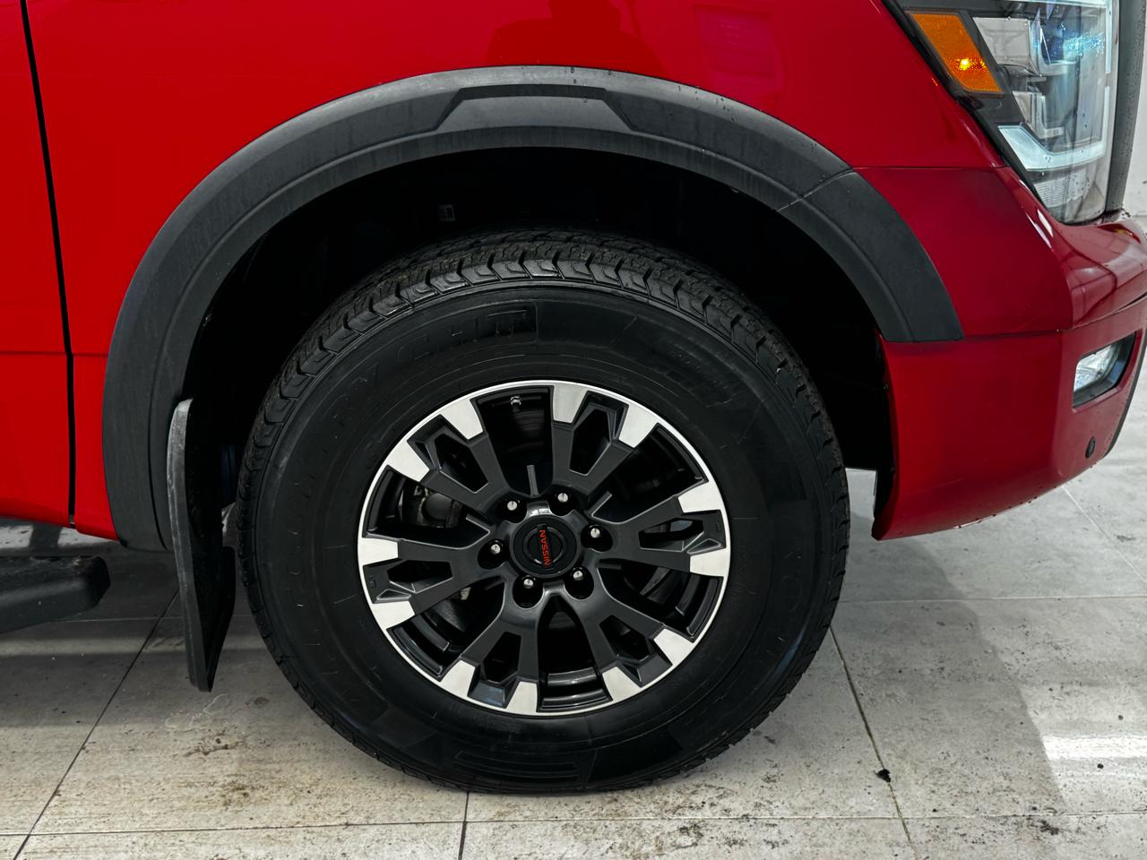 Nissan Titan 4x4 Crew Cab PRO-4X 2021