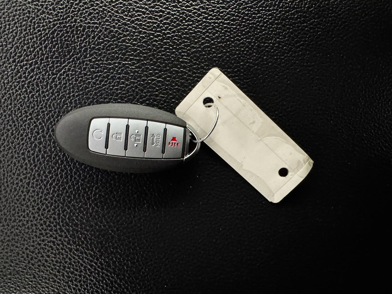 Nissan Titan 4x4 Crew Cab PRO-4X 2021