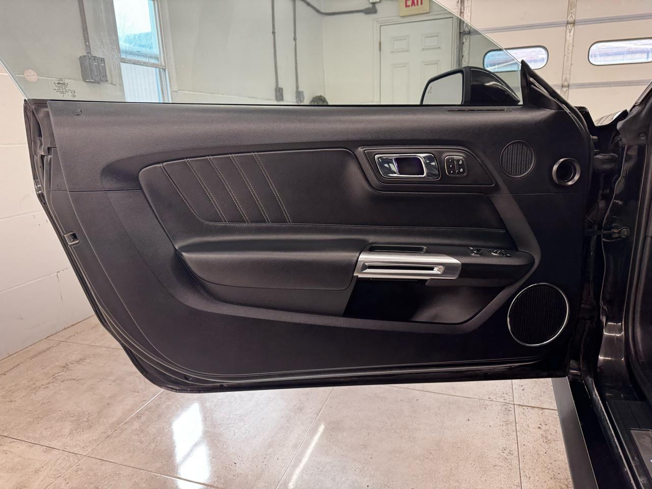 Ford Mustang GT Fastback 2017