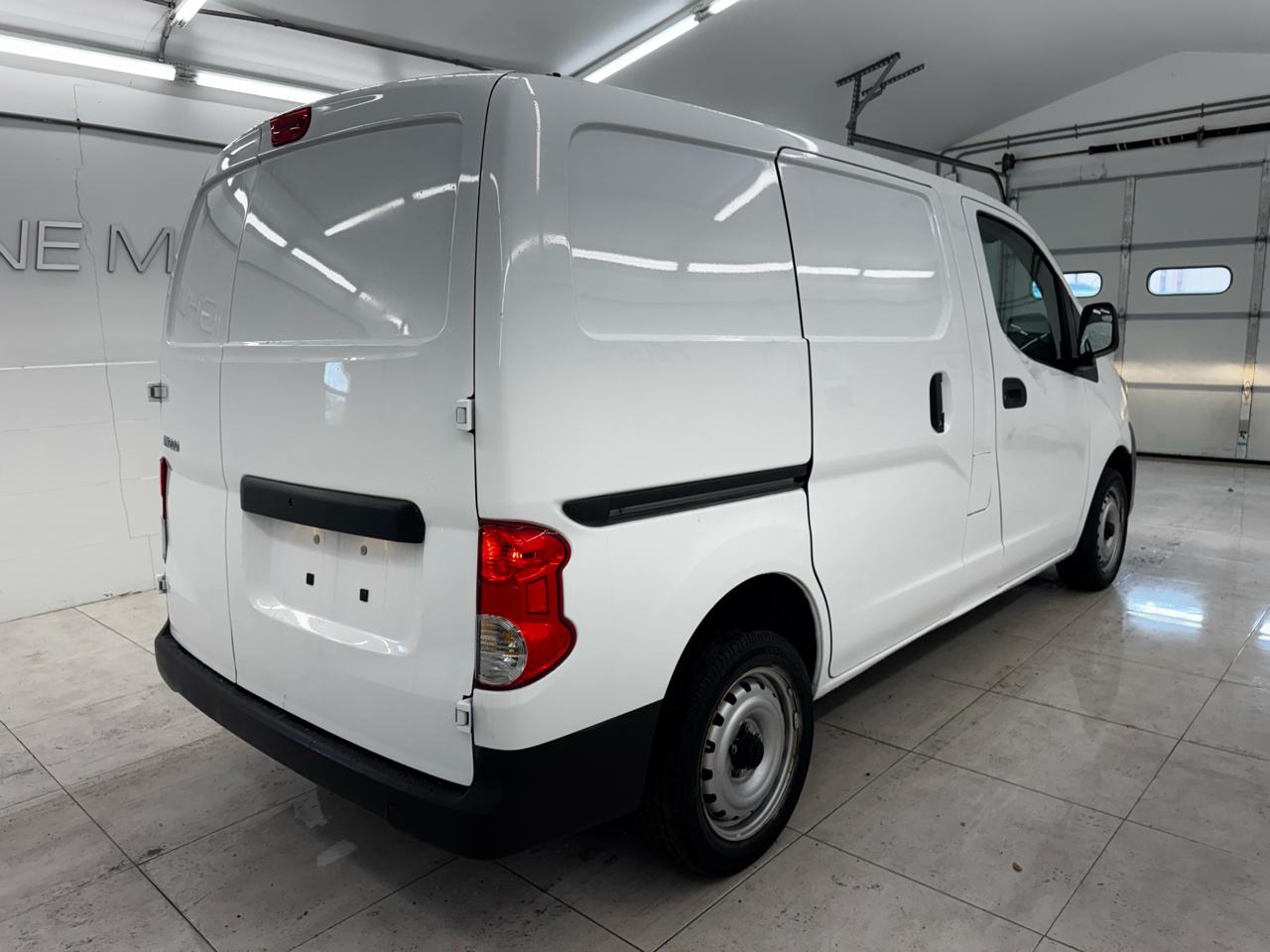 Nissan NV200 I4 S 2016
