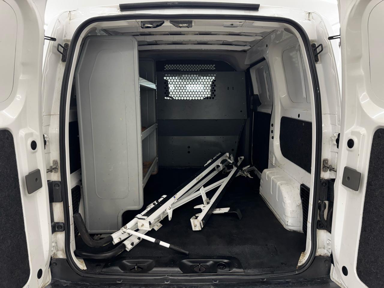 Nissan NV200 I4 S 2016