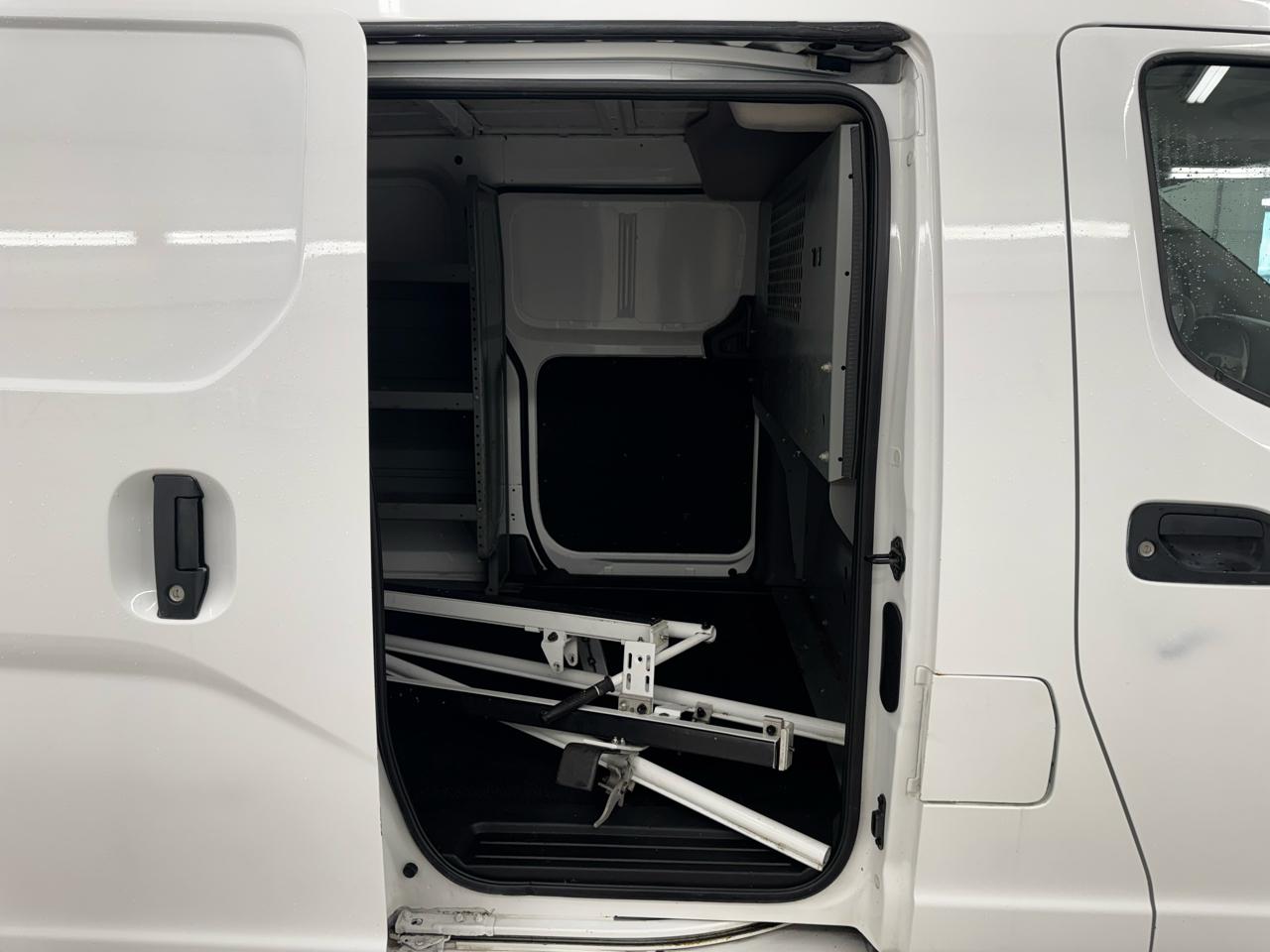 Nissan NV200 I4 S 2016