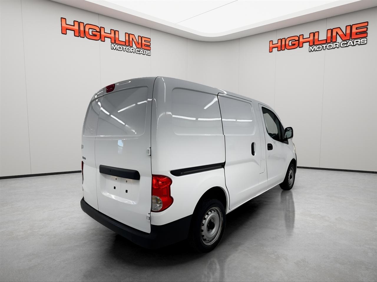Nissan NV200 I4 S 2016