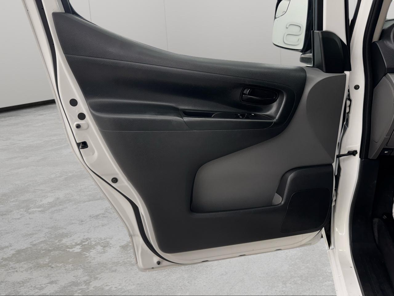 Nissan NV200 I4 S 2016