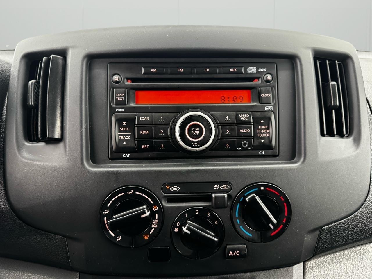 Nissan NV200 I4 S 2016