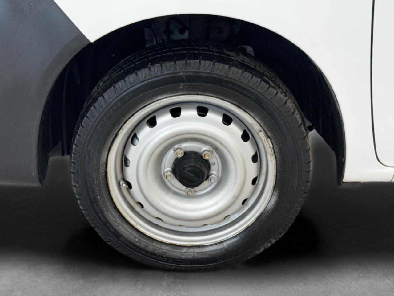 Nissan NV200 I4 S 2016