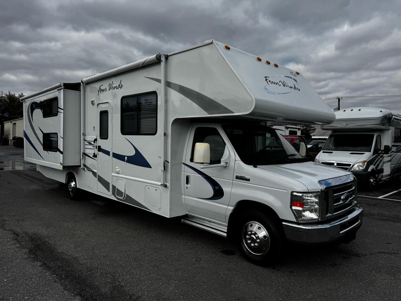 Four Winds Class C  2011