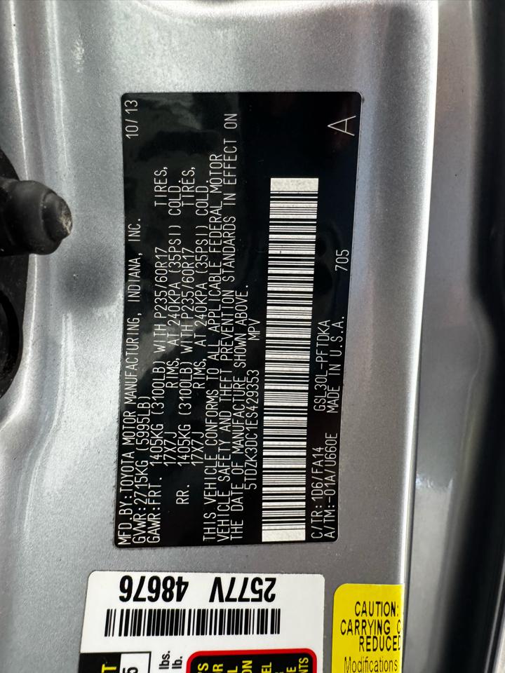 Toyota Sienna 5dr 7-Pass Van V6 L FWD (Natl) 2014