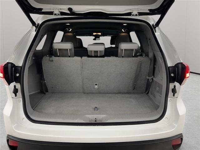 Toyota Highlander LE Plus V6 AWD (Natl) 2018