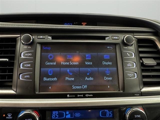 Toyota Highlander LE Plus V6 AWD (Natl) 2018