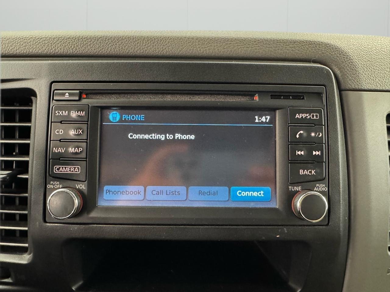 Nissan NV Passenger V8 SL 2017