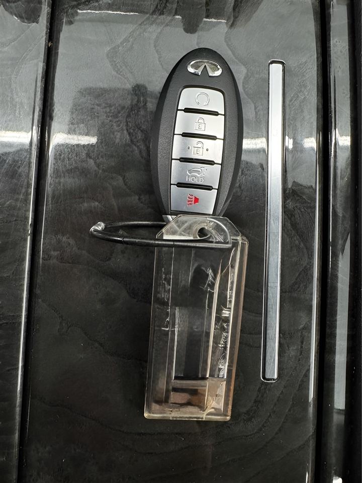 Infiniti QX80 LUXE RWD 2024