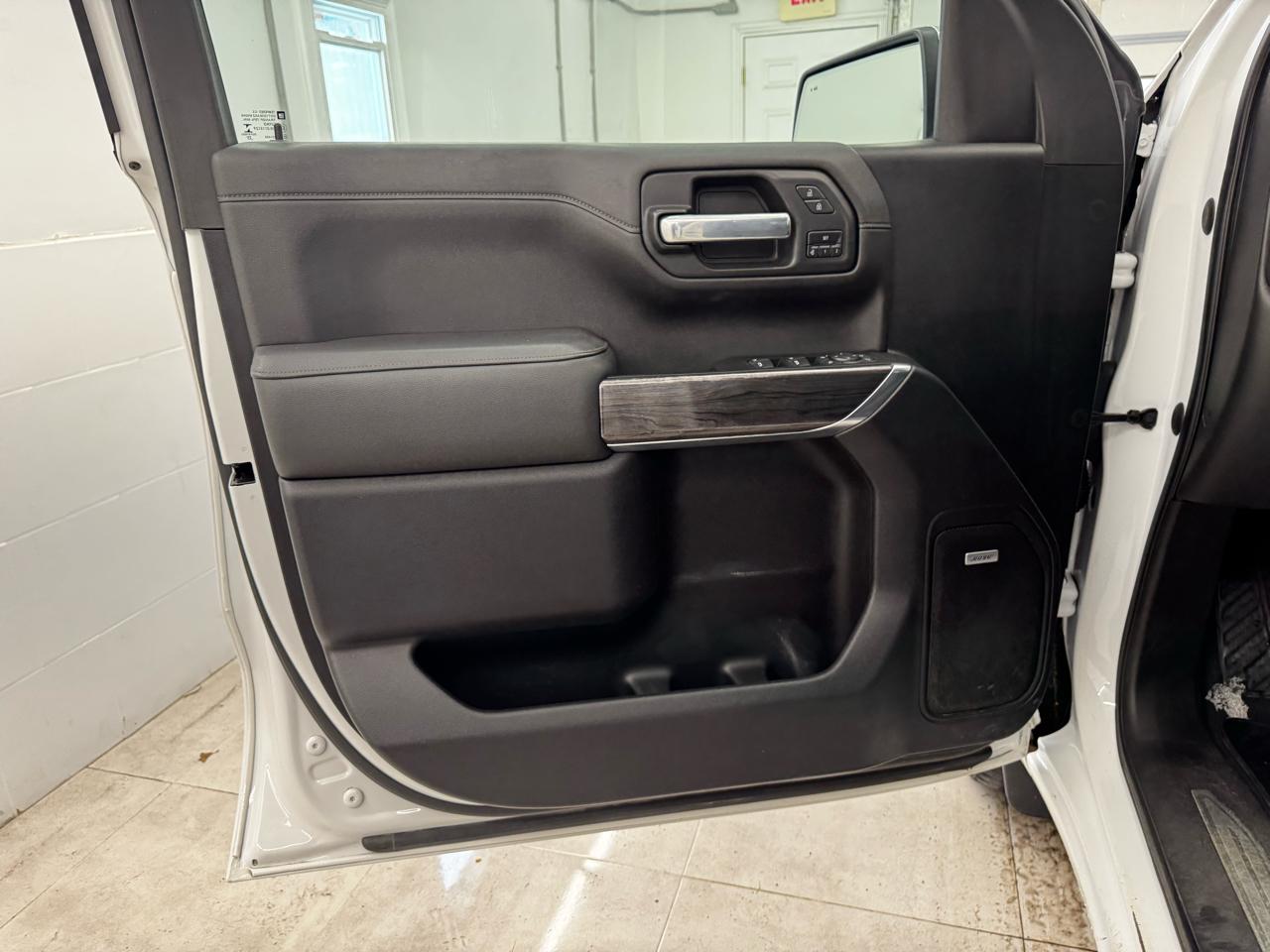 Chevrolet Silverado 1500 4WD Crew Cab 147" LTZ 2021