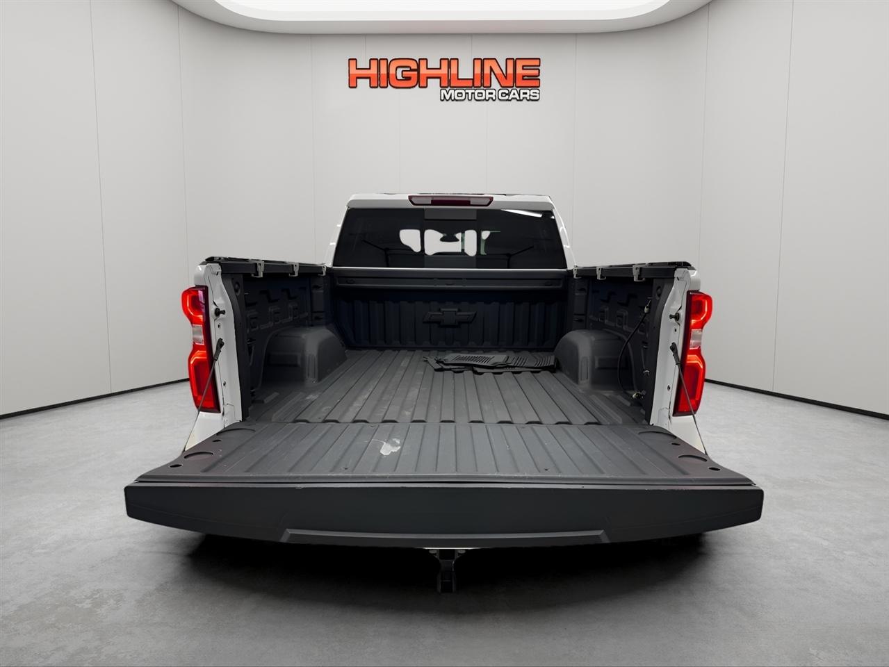 Chevrolet Silverado 1500 4WD Crew Cab 147" LTZ 2021