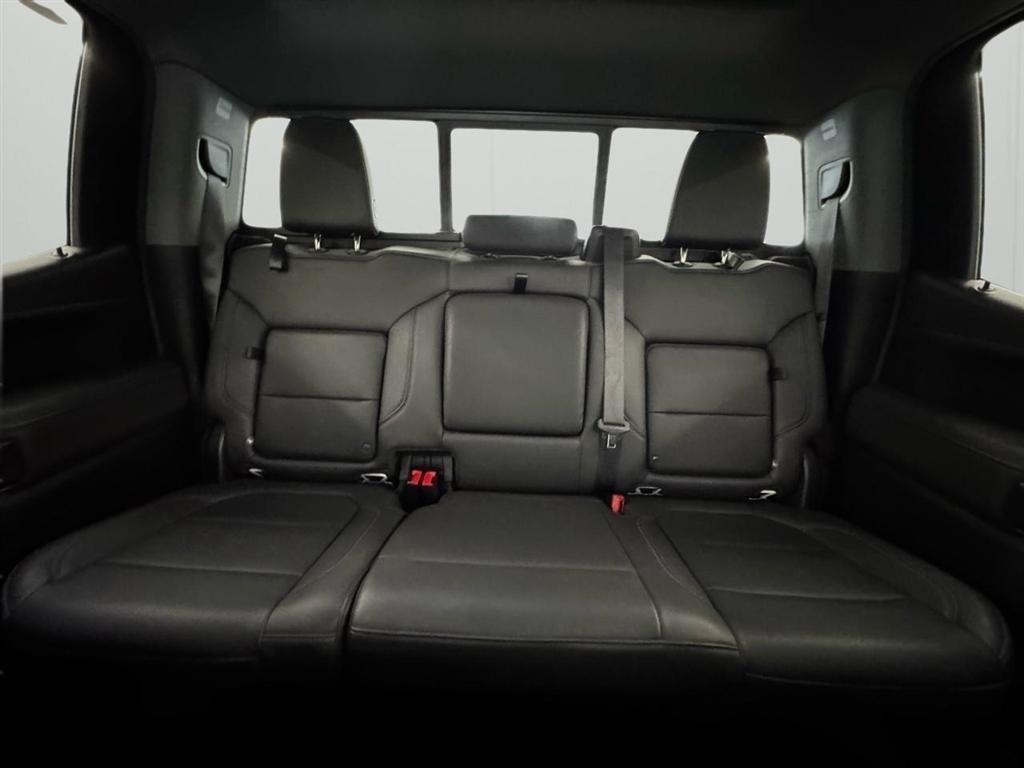 Chevrolet Silverado 1500 4WD Crew Cab 147" LTZ 2021