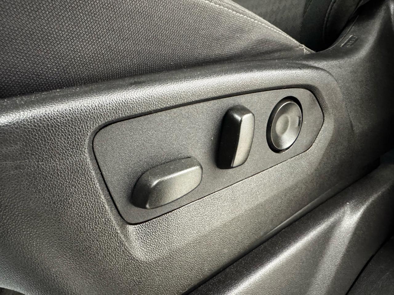 Chevrolet Silverado 2500HD 4WD Crew Cab 159" LT 2024