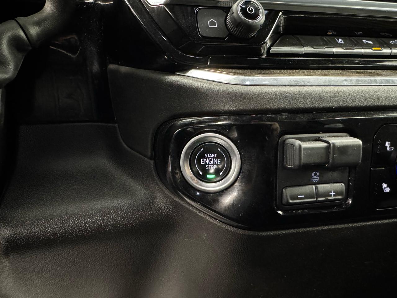 Chevrolet Silverado 2500HD 4WD Crew Cab 159" LT 2024