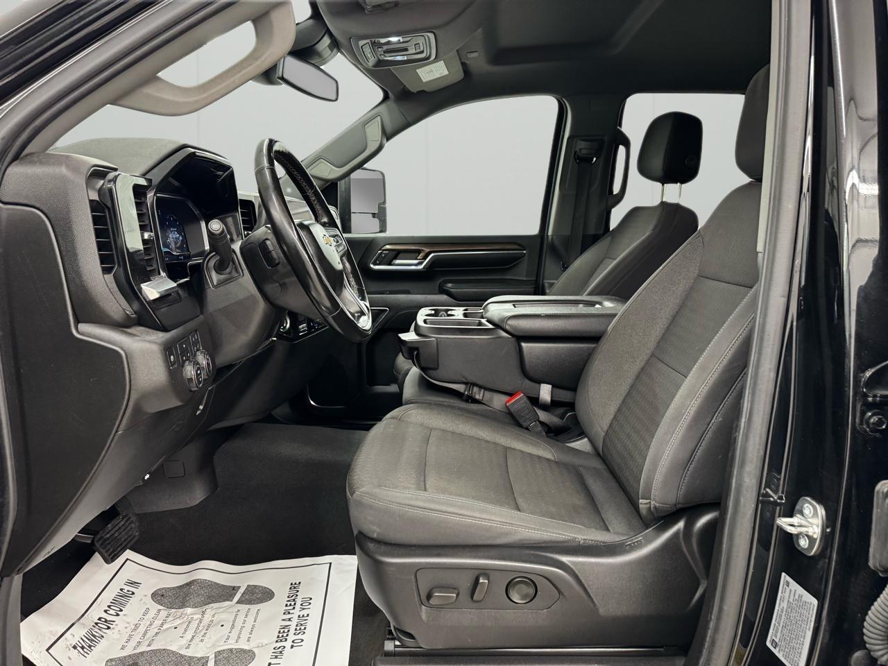 Chevrolet Silverado 2500HD 4WD Crew Cab 159" LT 2024