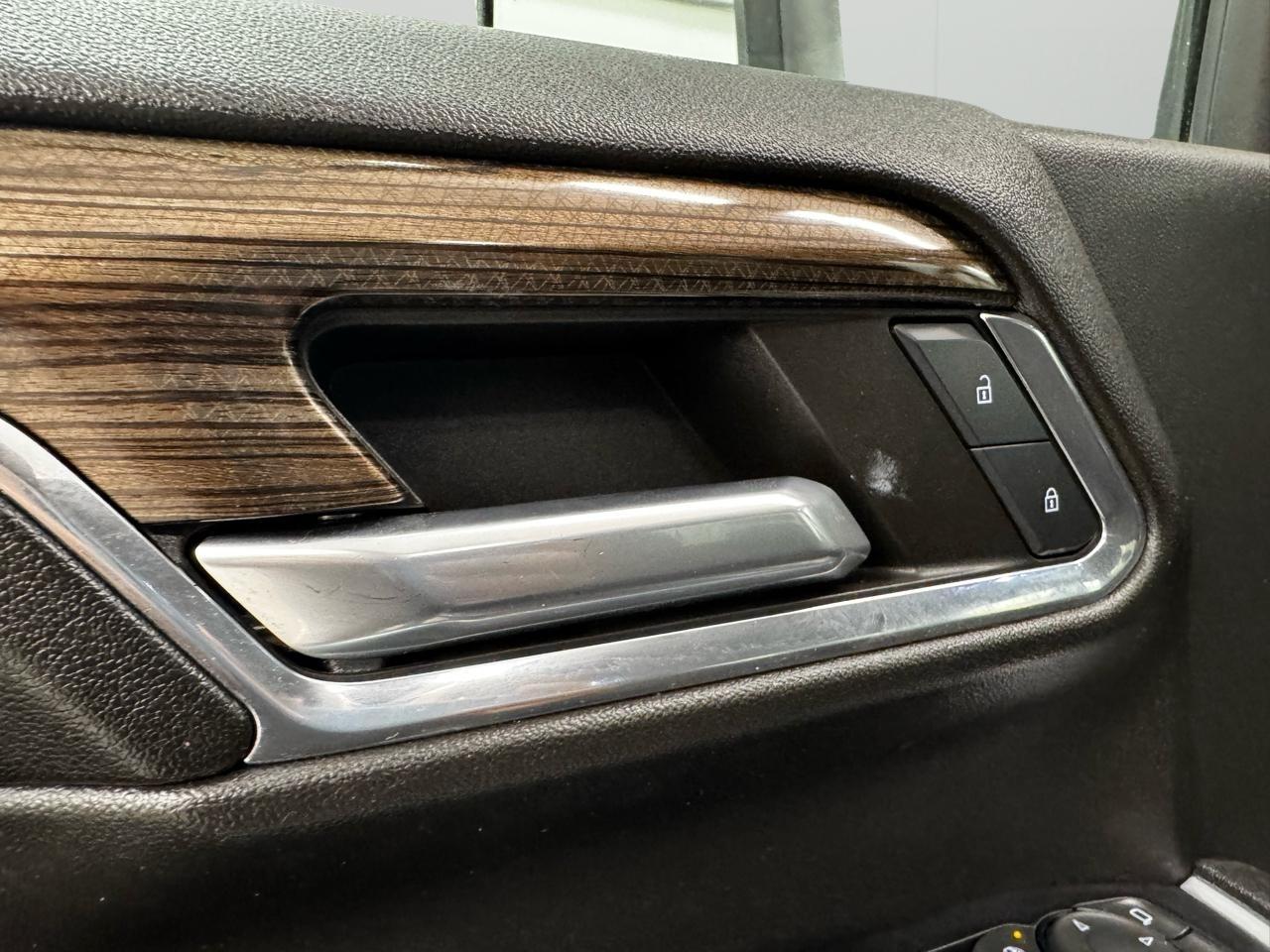 Chevrolet Silverado 2500HD 4WD Crew Cab 159" LT 2024