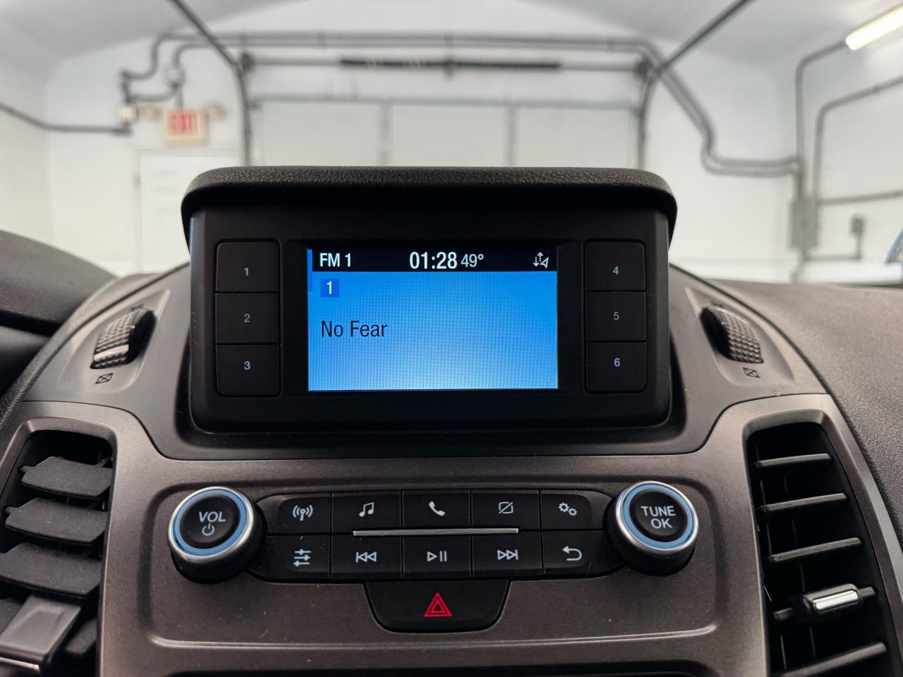 Ford Transit Connect Van XL SWB w/Rear Symmetrical Doors 2023