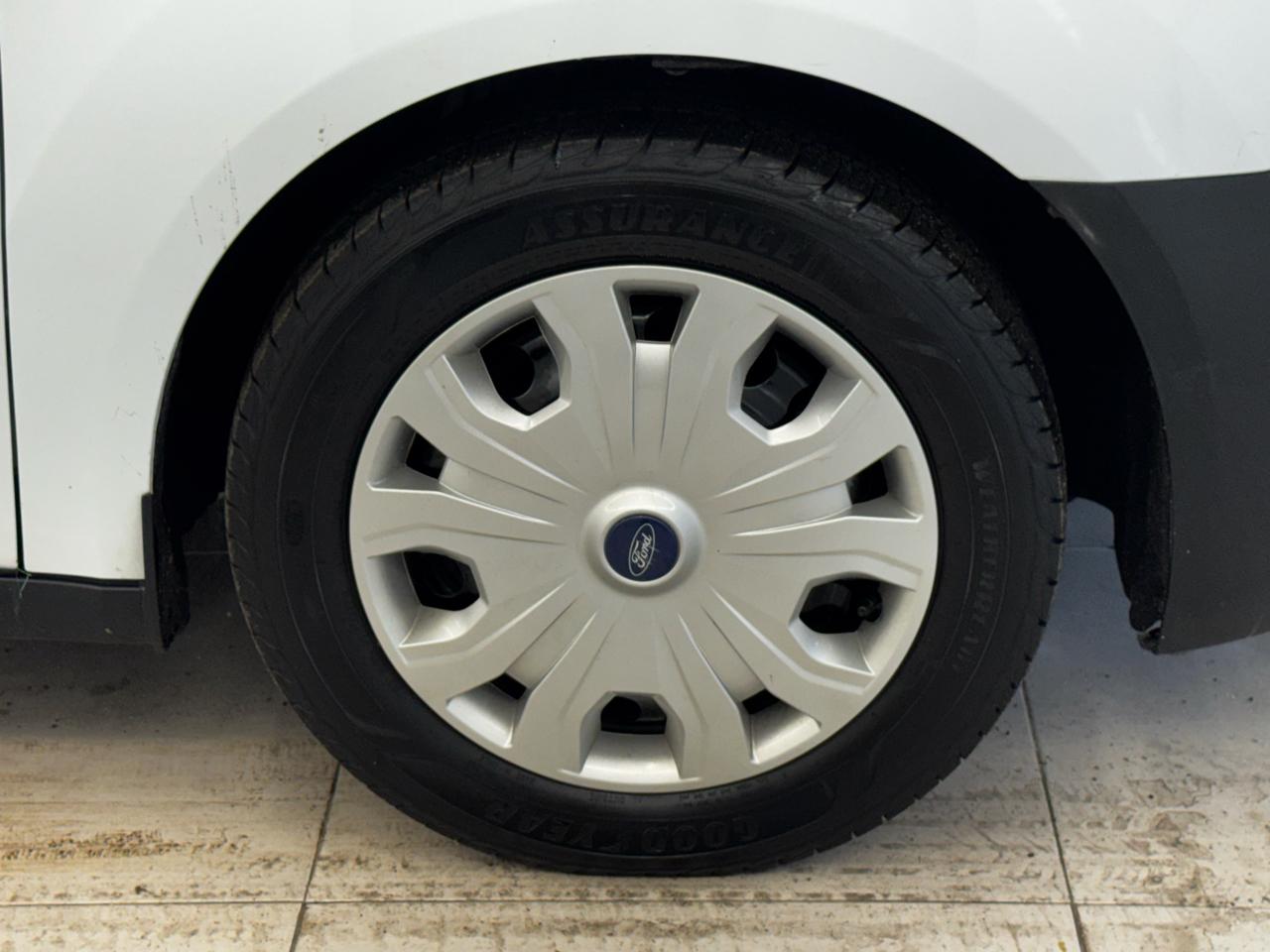 Ford Transit Connect Van XL SWB w/Rear Symmetrical Doors 2023