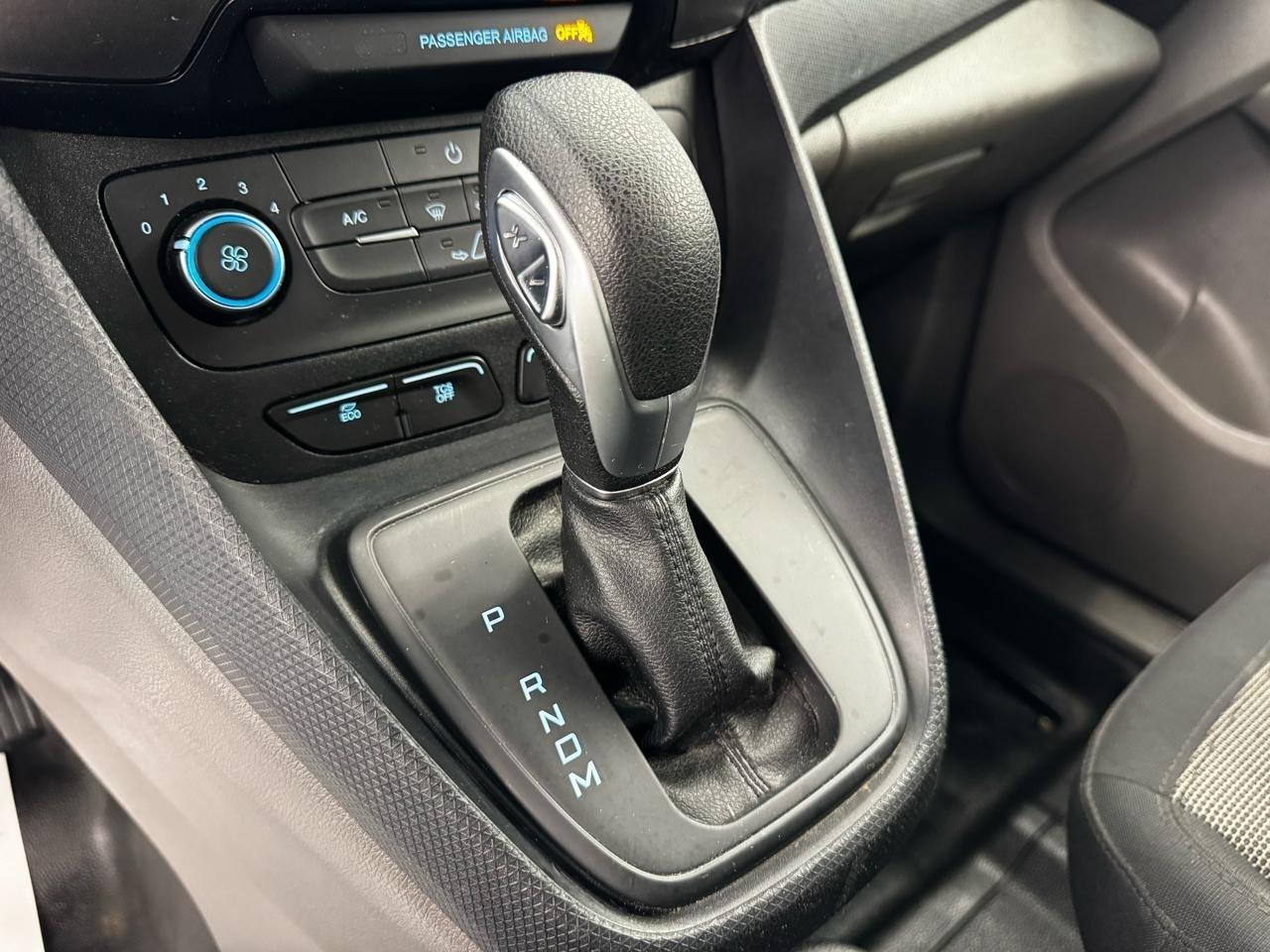 Ford Transit Connect Van XL SWB w/Rear Symmetrical Doors 2023