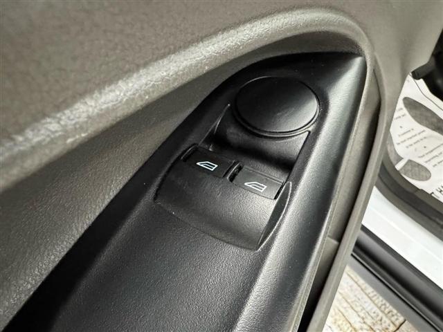 Ford Transit Connect Van XL SWB w/Rear Symmetrical Doors 2023
