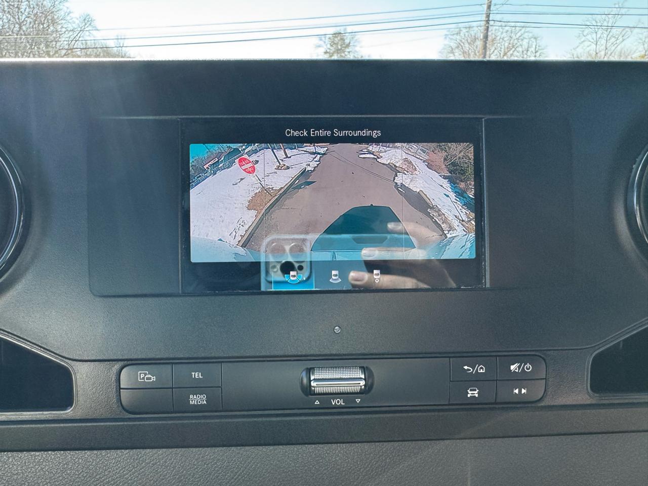 Mercedes-Benz Sprinter Van 2500 Standard Roof I4 Diesel 144" RWD 2024