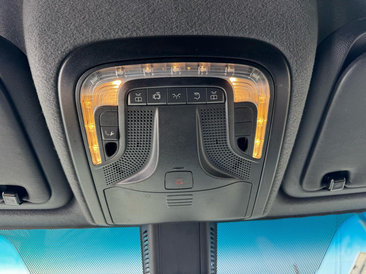 Mercedes-Benz Sprinter Van 2500 Standard Roof I4 Diesel 144" RWD 2024