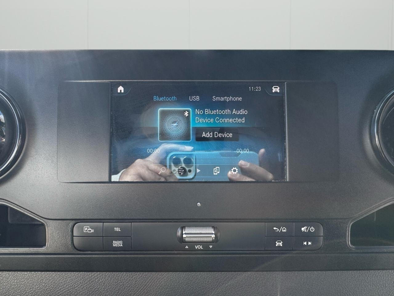 Mercedes-Benz Sprinter Van 2500 Standard Roof I4 Diesel 144" RWD 2024