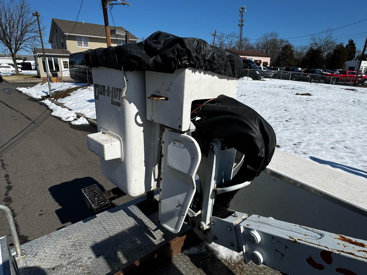 Ford Super Duty F-550 DRW XLT 2WD Reg Cab 169" WB 84" CA 2017