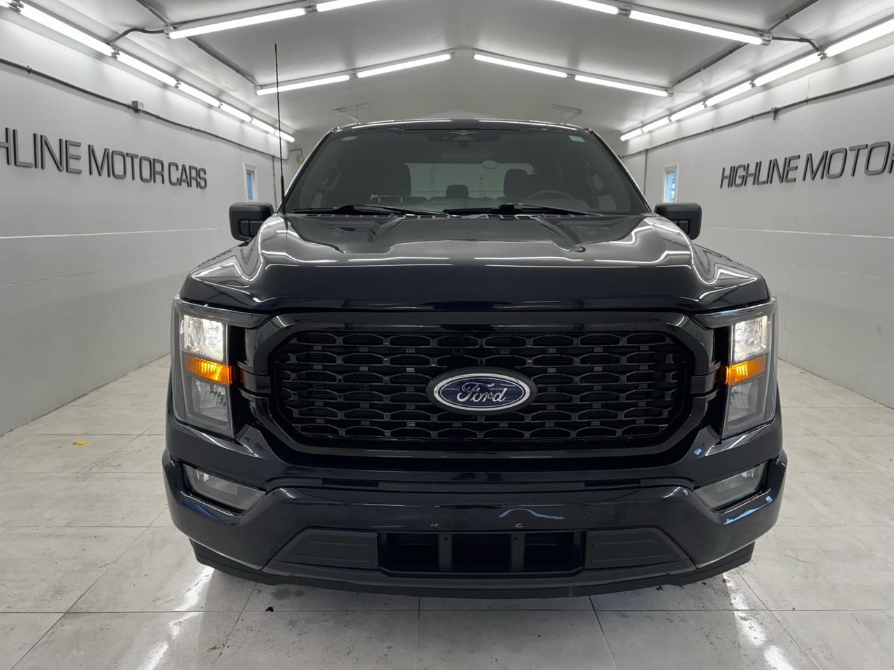 Ford F-150 Lariat 2WD SuperCrew 5.5' Box 2023