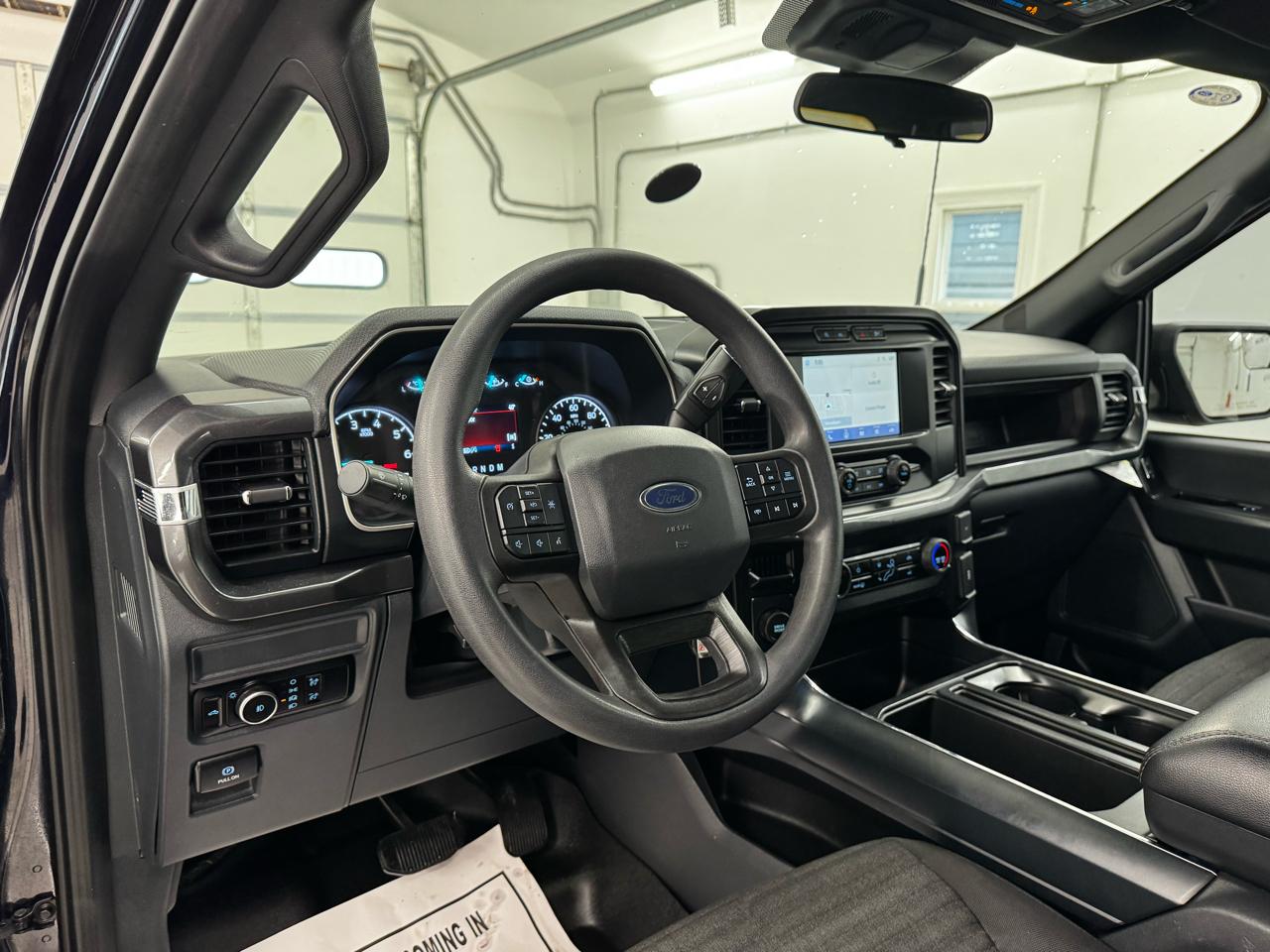 Ford F-150 Lariat 2WD SuperCrew 5.5' Box 2023