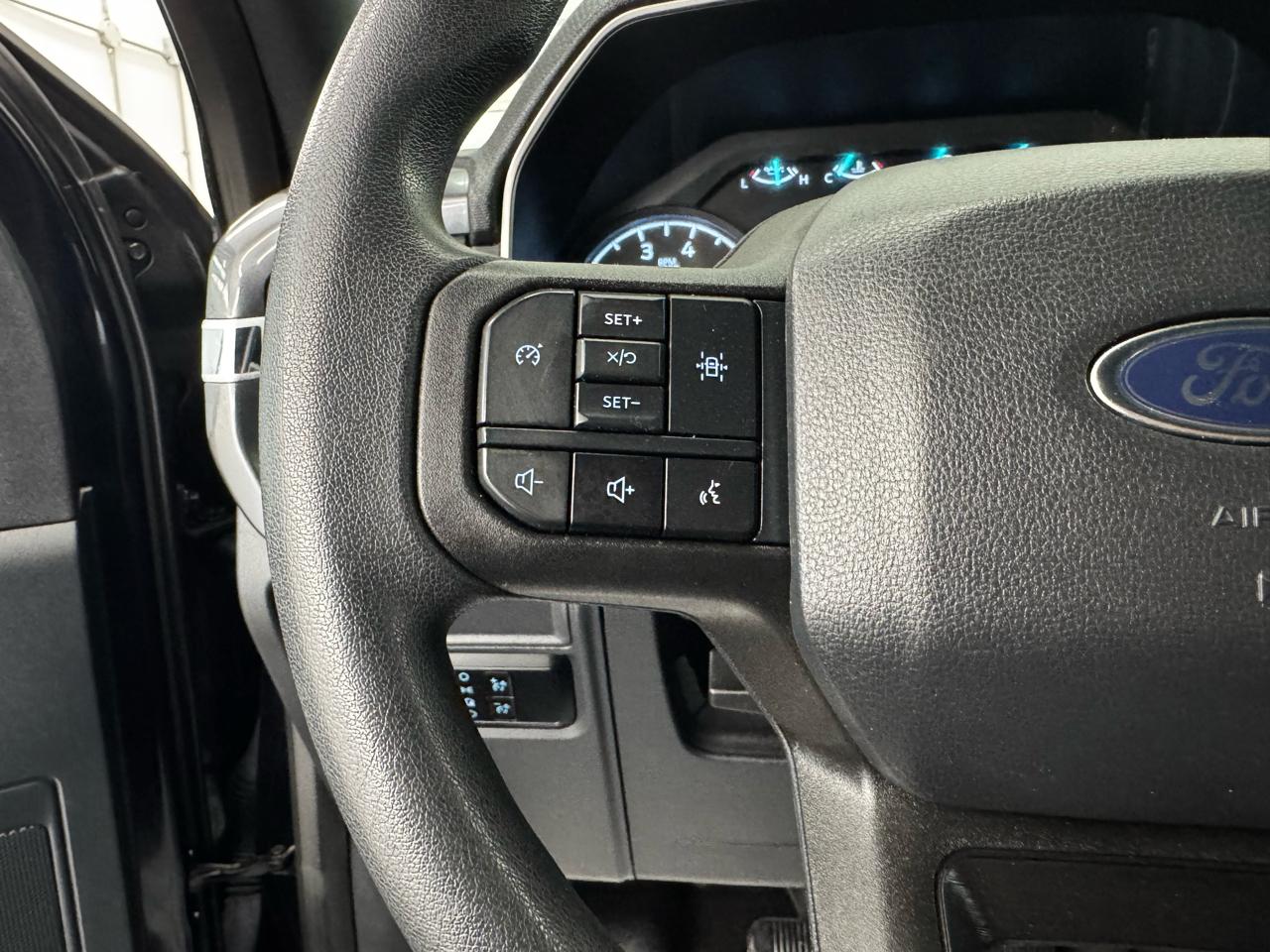 Ford F-150 Lariat 2WD SuperCrew 5.5' Box 2023