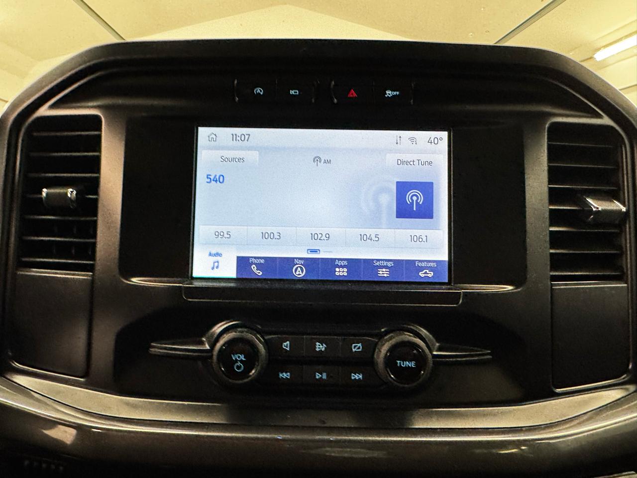 Ford F-150 Lariat 2WD SuperCrew 5.5' Box 2023