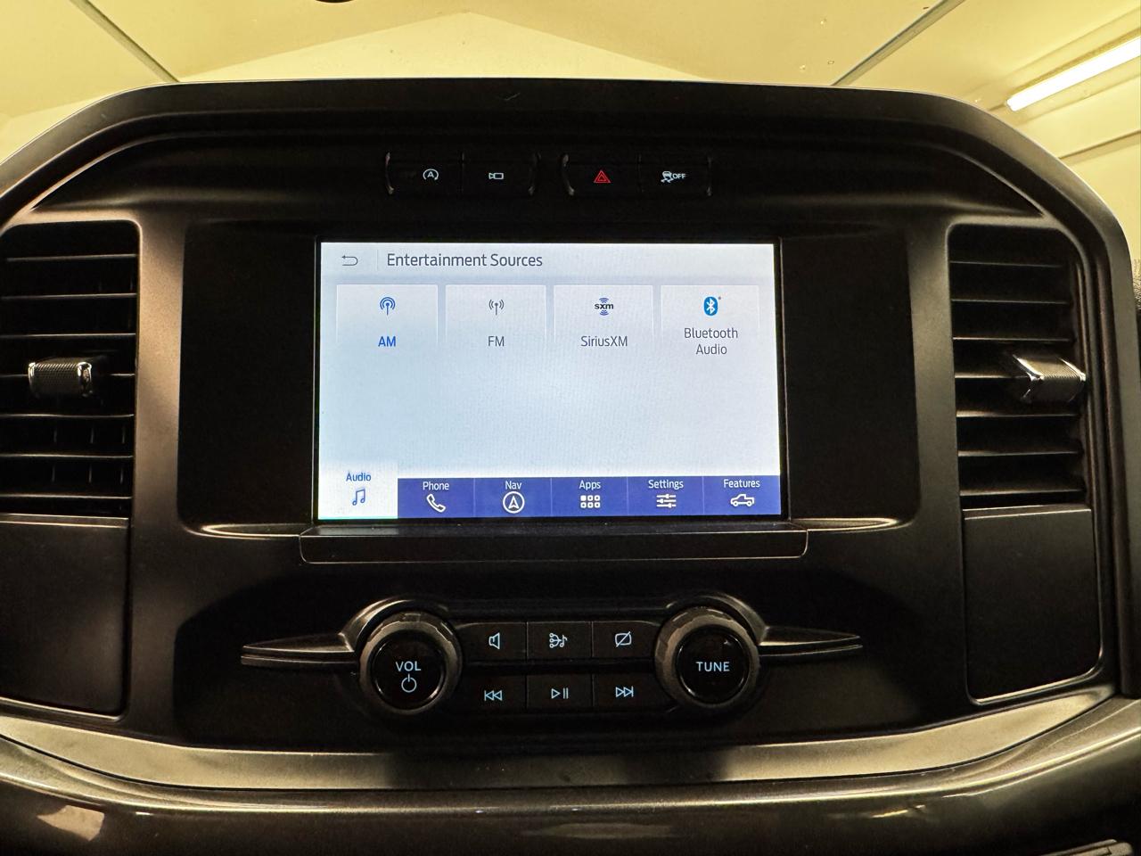 Ford F-150 Lariat 2WD SuperCrew 5.5' Box 2023