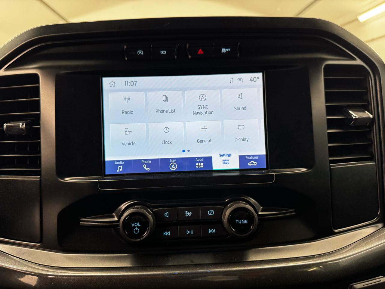 Ford F-150 Lariat 2WD SuperCrew 5.5' Box 2023