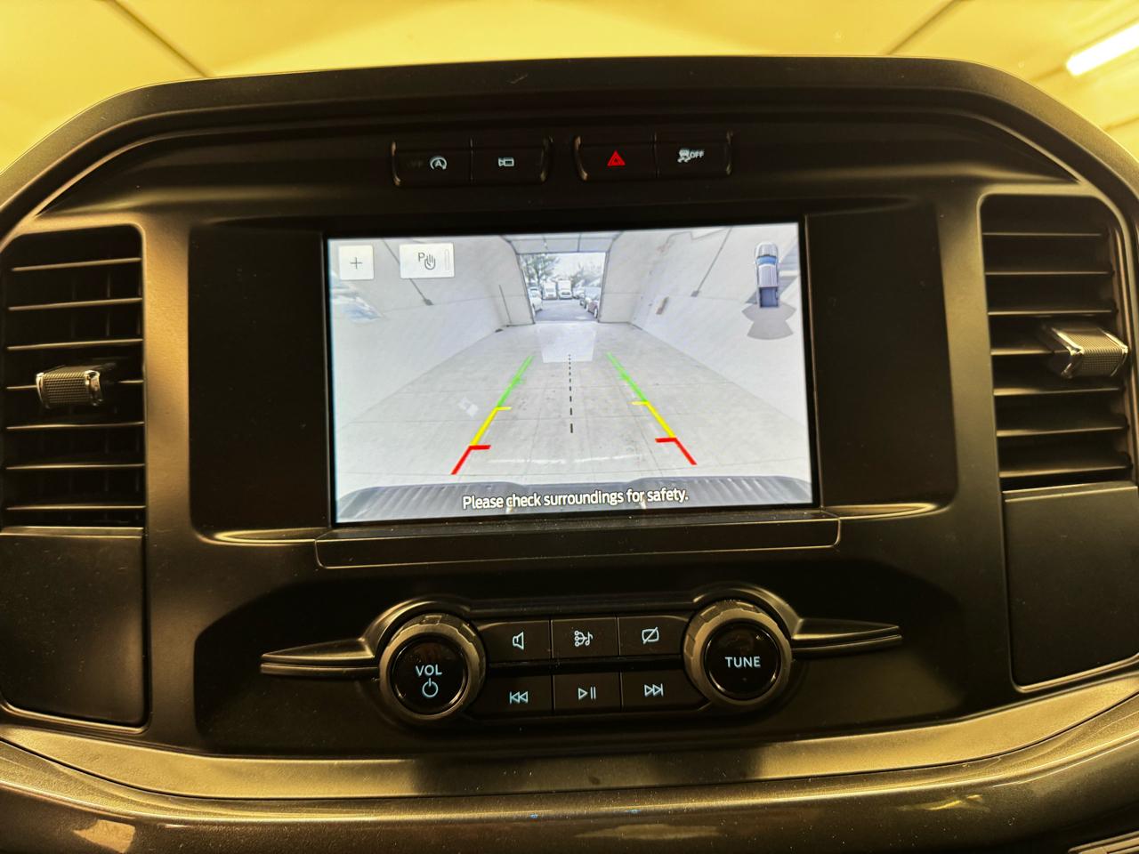 Ford F-150 Lariat 2WD SuperCrew 5.5' Box 2023