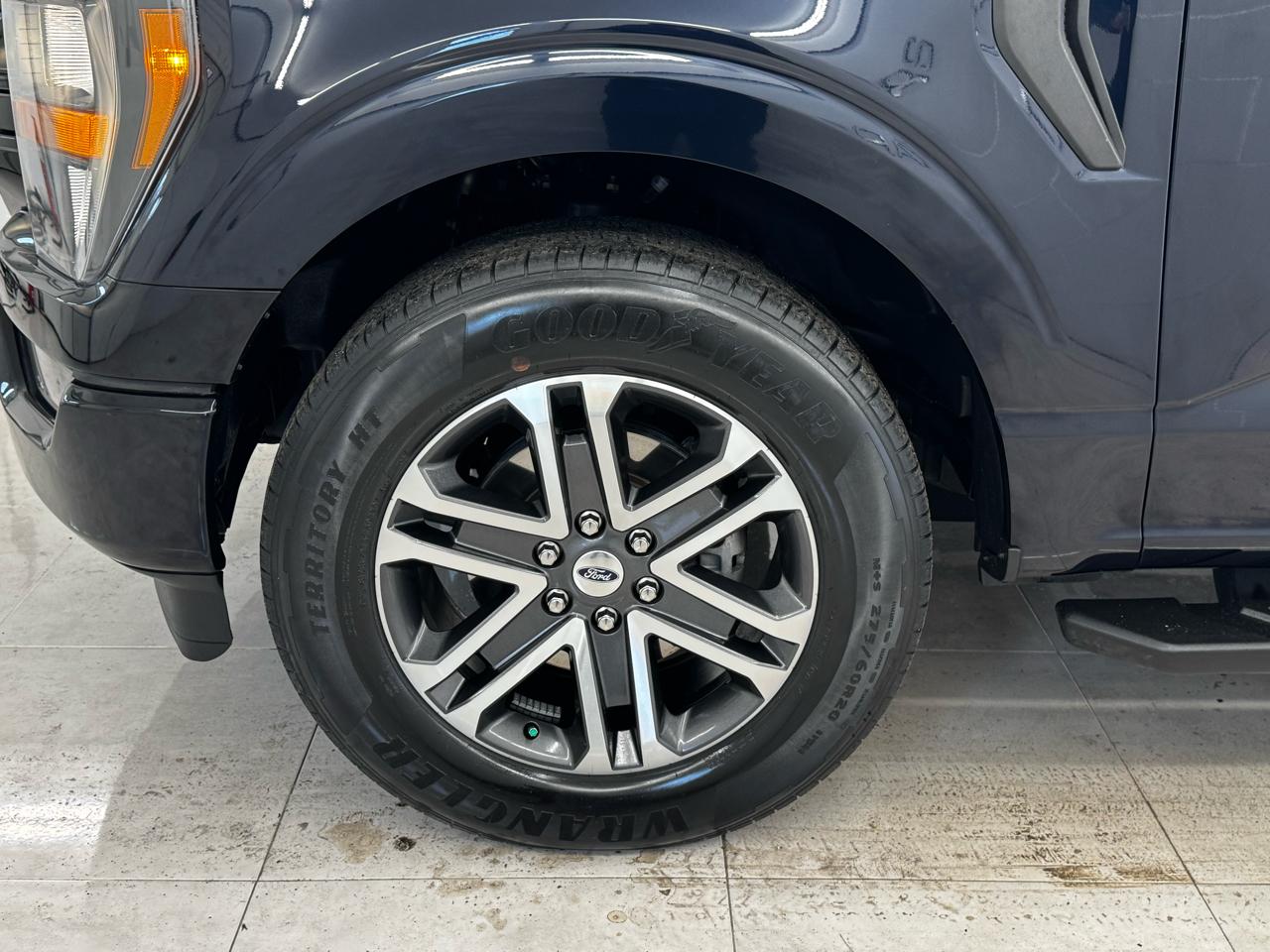 Ford F-150 Lariat 2WD SuperCrew 5.5' Box 2023